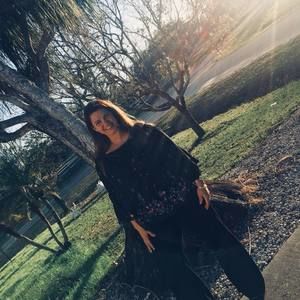 Meet your Posher, Violeta